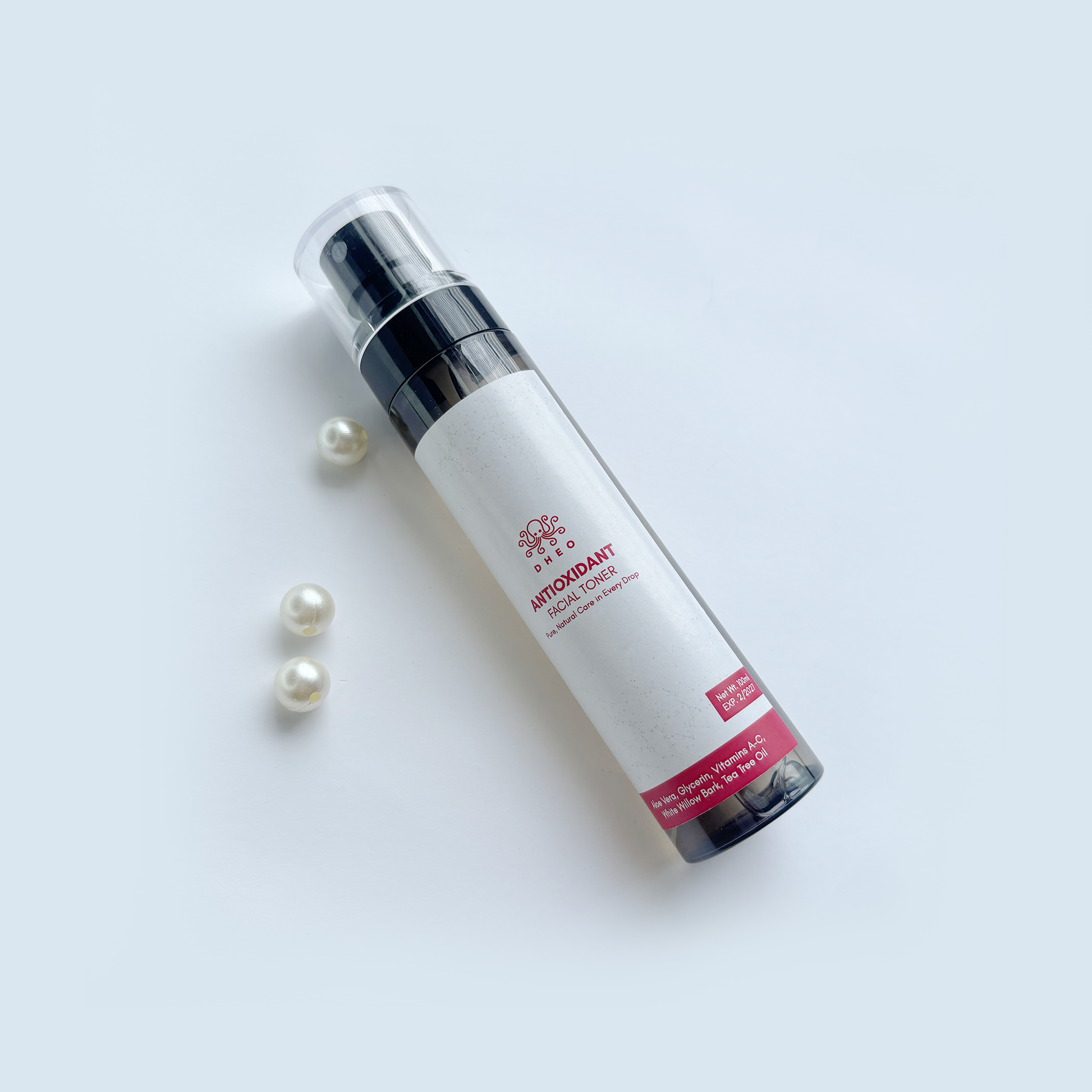 Refresh, Balance, Glow
Infused with aloe, niacinamide, and vitamins A, C, and B5, this gentle toner hydrates and soothes while prepping your skin for maximum absorption—leaving it soft, radiant, and ready for your next step.