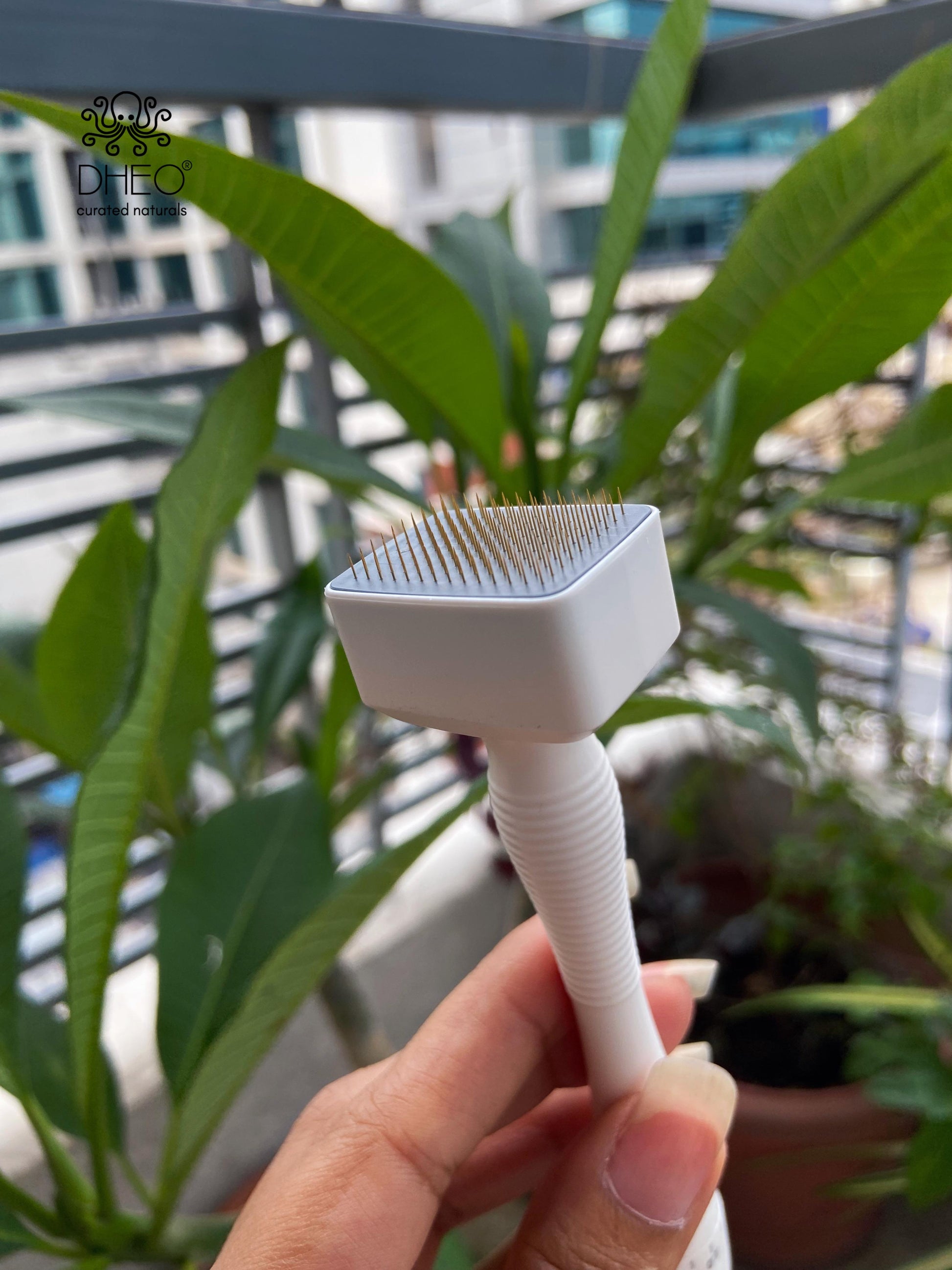 Pro-Grade Precision, At Home
Engineered for results, this premium derma stamp boosts absorption of serums and tonics while tackling stretch marks, fine lines, and thinning hair. A luxurious skincare and haircare essential you’ll love using.