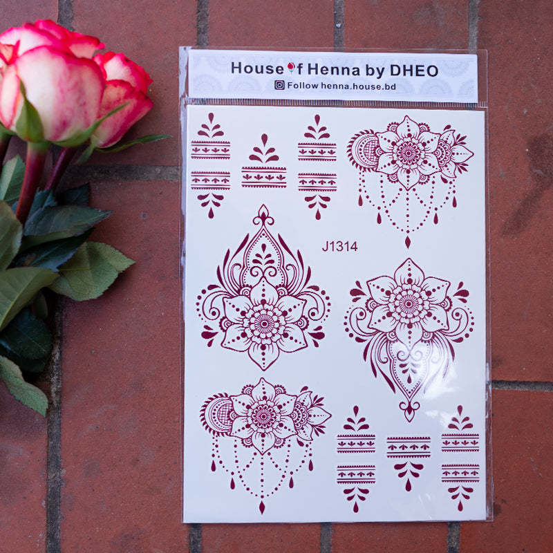 Transform your look in 3 simple steps.Apply, reveal, and enjoy henna elegance for days