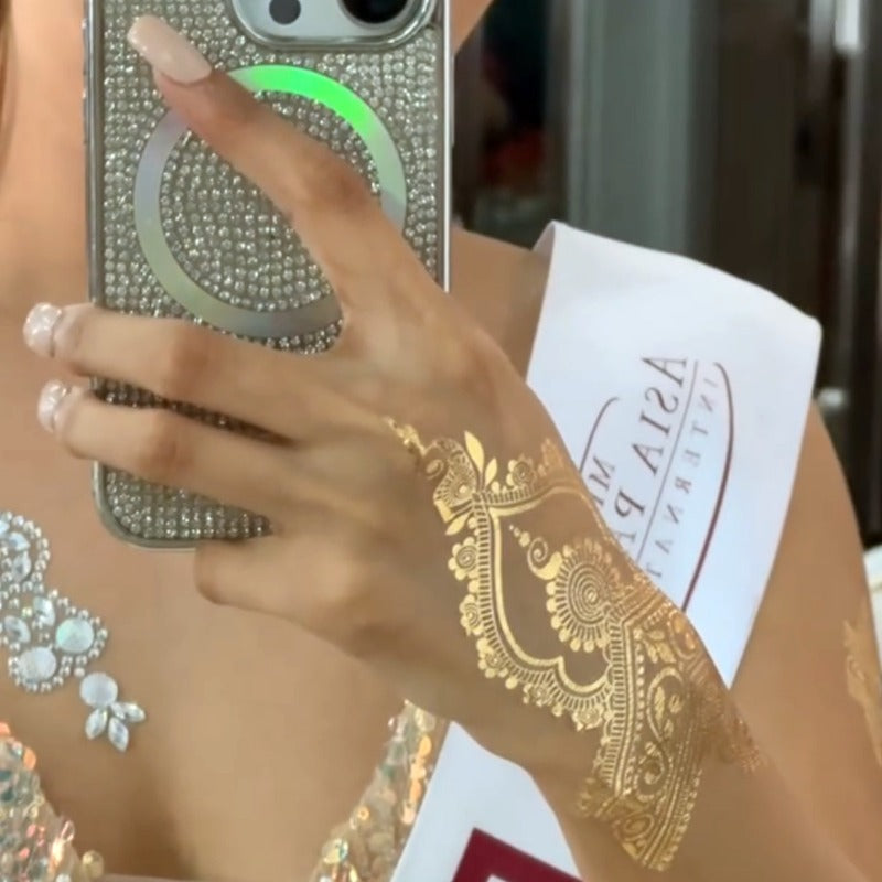 Instant henna style without the mess.Quick to apply, easy to remove.
