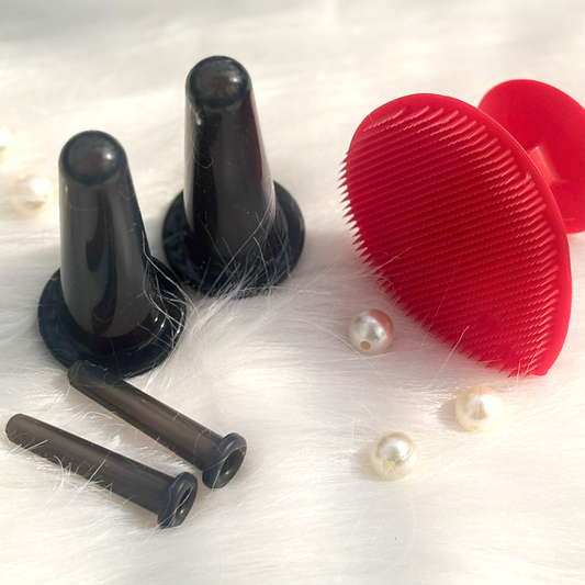 Sculpt & Glow Naturally
Boost circulation, reduce puffiness, and contour your face with our FaceSculpt Cupping Kit. Designed with BPA-free silicone, the cups help lift and tone your skin while enhancing product absorption.