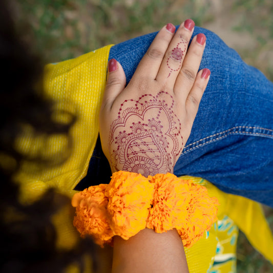 Perfect henna look without the stain.Safe, stylish, and easy to remove.