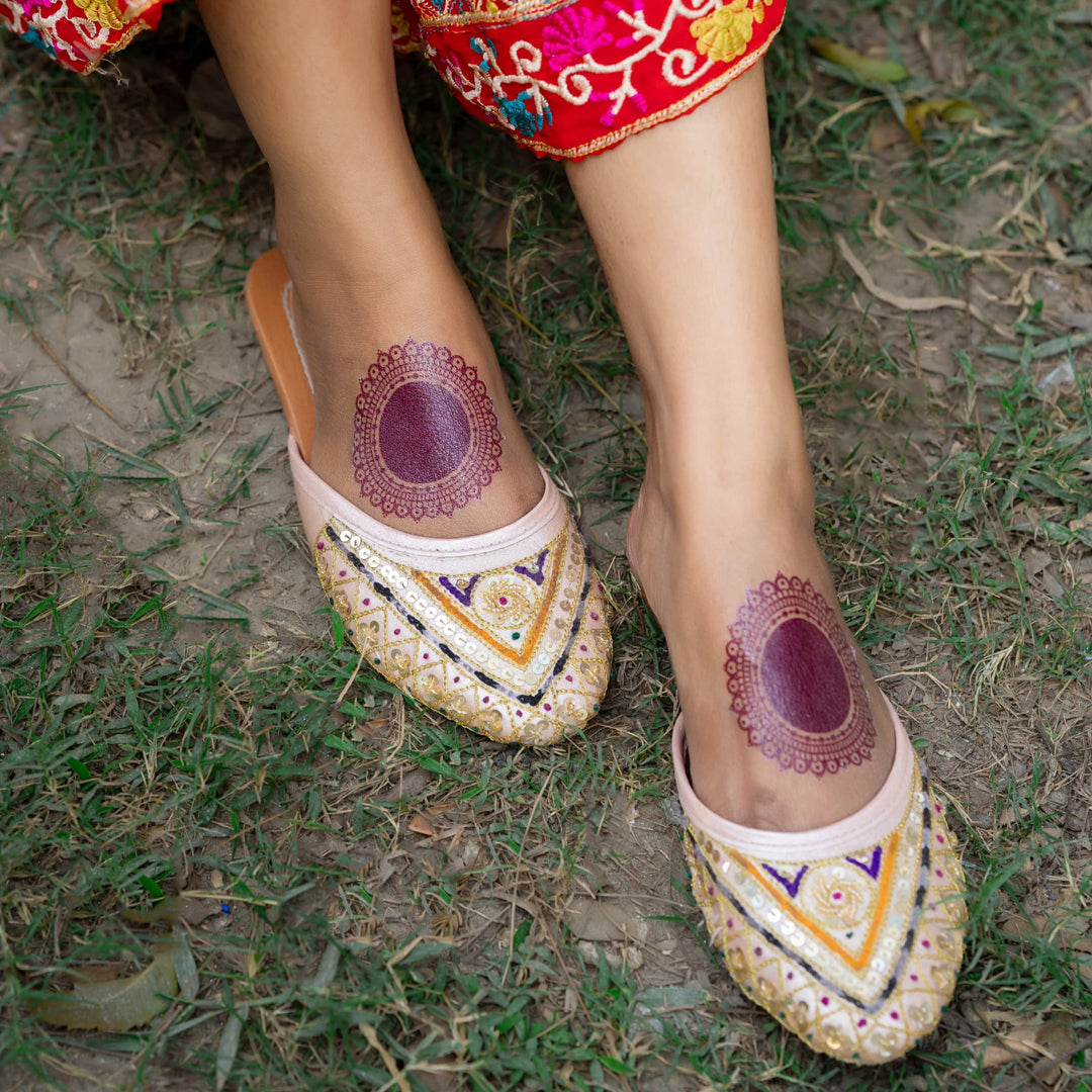 Looks great under bangles, anklets, or rings—elevate your accessories.