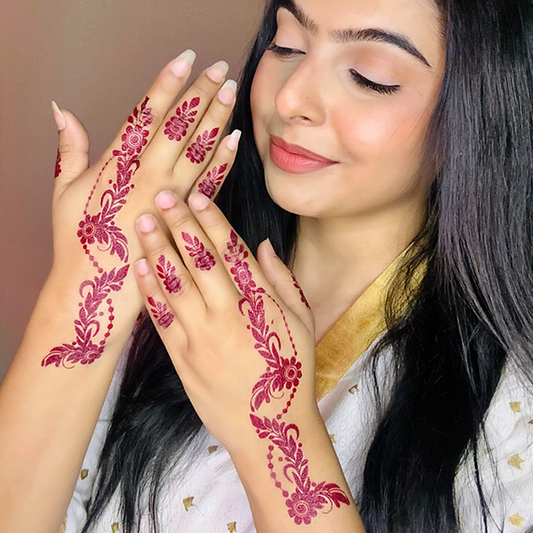 Create gorgeous henna looks without the drying time or skill.

