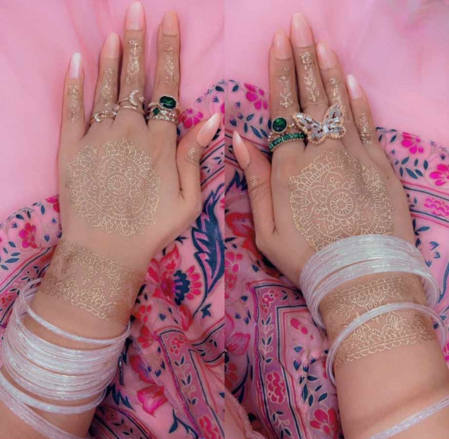 Add a decorative touch to your look without using actual henna paste or chemicals.